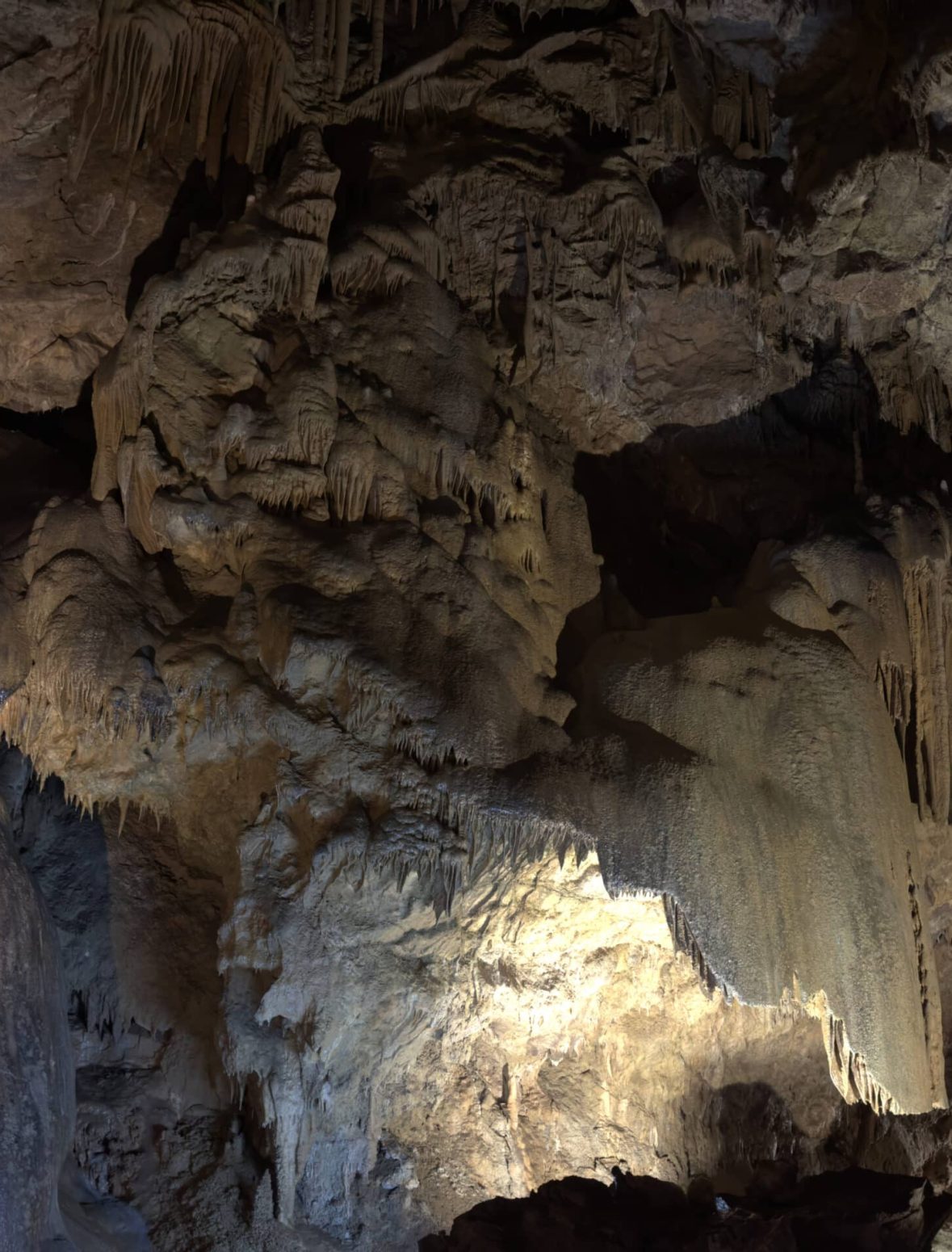 Histoires des Grottes de Médous 65